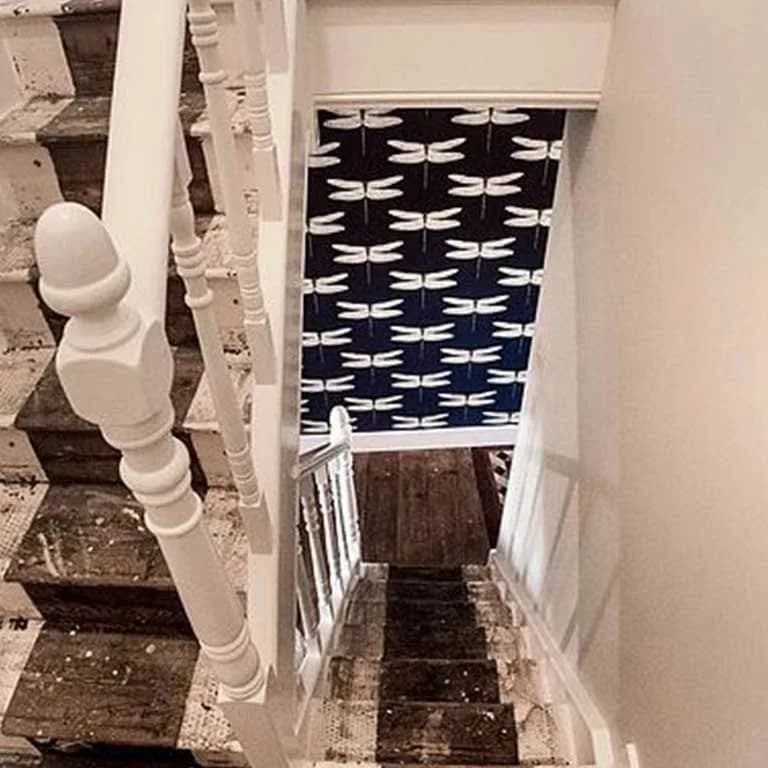 Completed interior painting and decorating work by Bourne Decorators in Farnham, Surrey