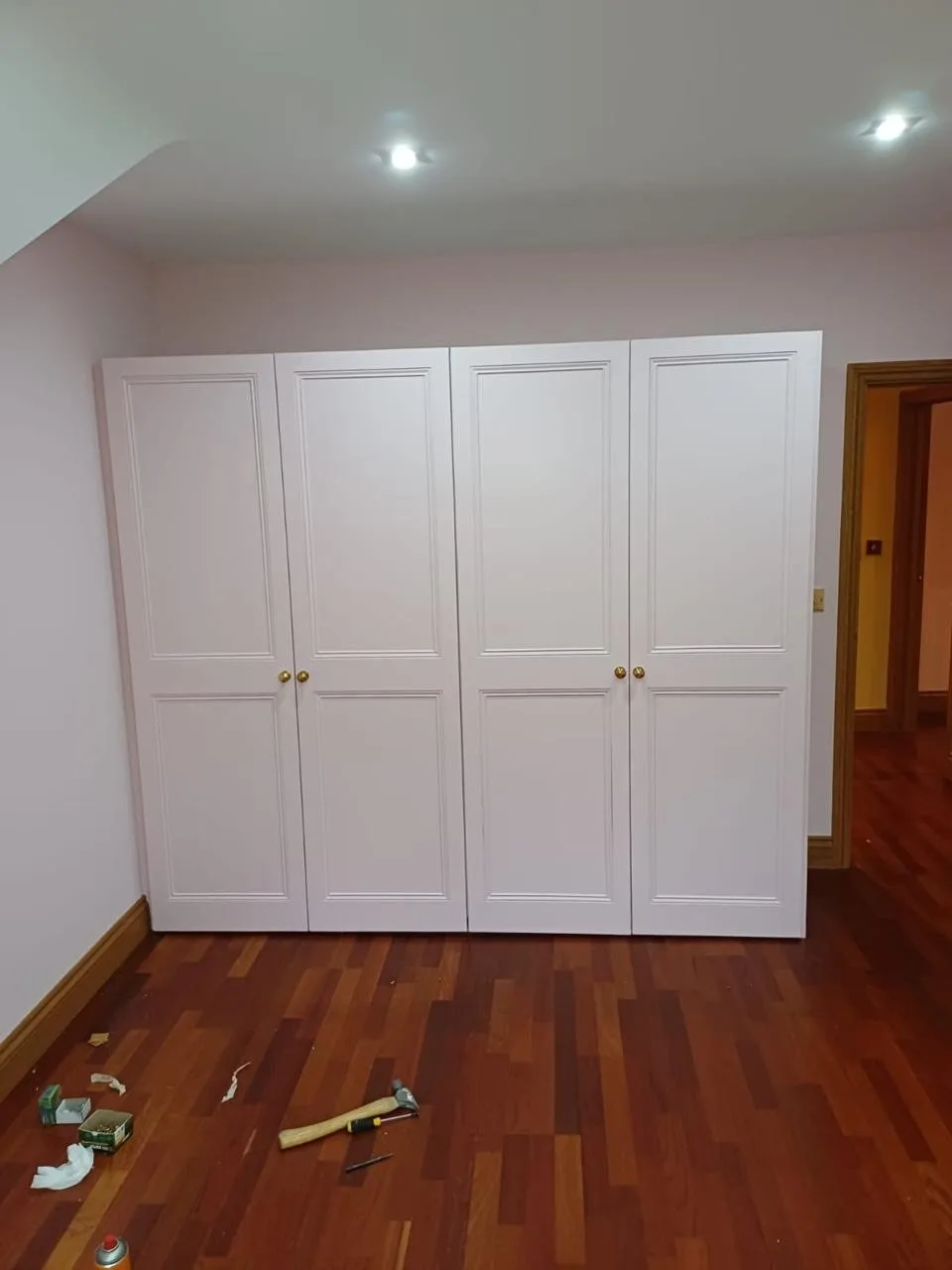 Spray finished cabinetry and woodwork by the Bourne Decorators bespoke spraying unit